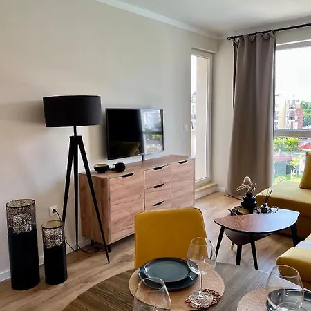 Sunny In Bellicity Complex Apartman